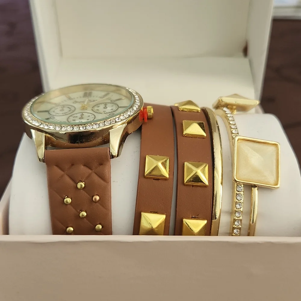 Jessica Carlyle 6 Piece Set - Brown Leather / Gold Accent Watch
